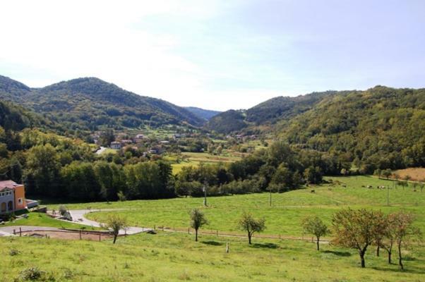 Hisa Posebne Sorte Kodreti Εξωτερικό φωτογραφία